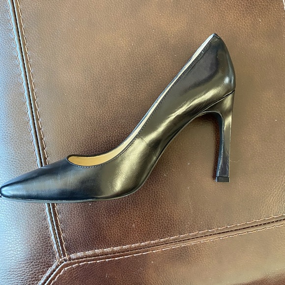 Nine West Heels - Picture 1 of 3